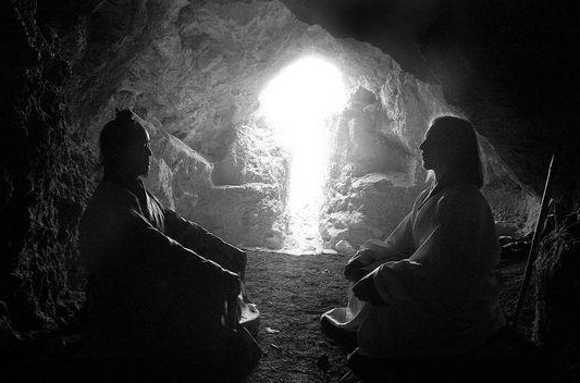 修行者也玩O2O，拜佛禪修不用去寺院