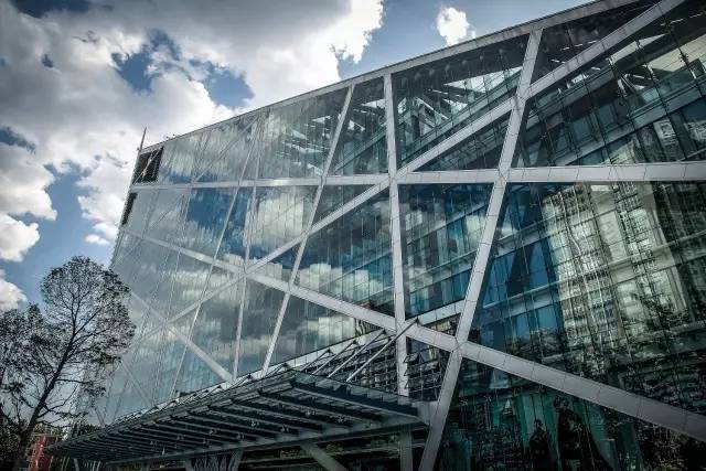 震驚!50%項目虧損，購物中心倒閉潮正在逼近